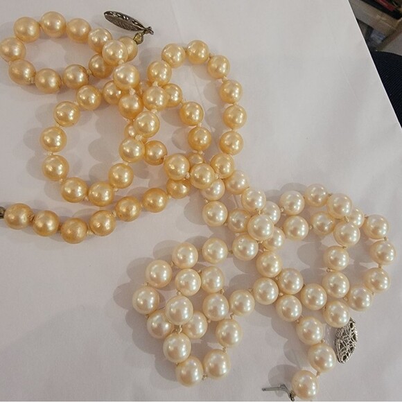 Set Of (2) #Vintage #1950's #Pearl Strands Knotted In Btwn Antiq Silver Clasps - Picture 2 of 4